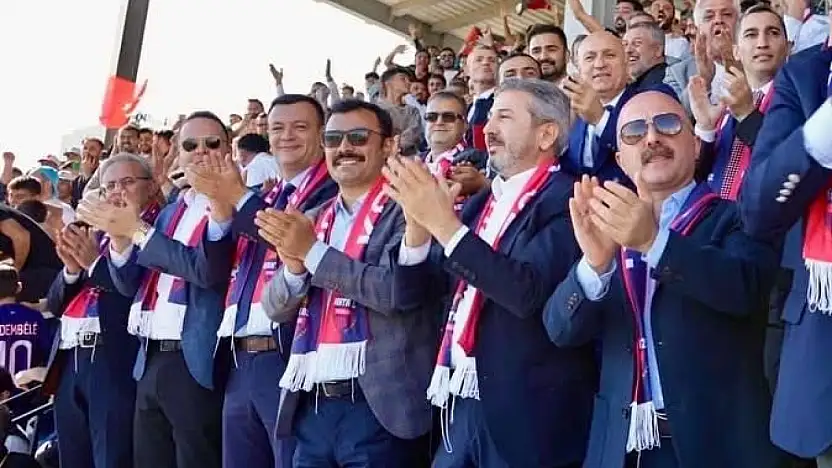 Vali Varol Kahta 02 Kulübünü tebrik etti