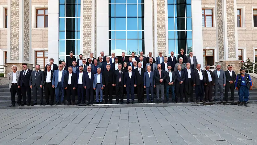 Vali Varol Muhtarları ağırladı