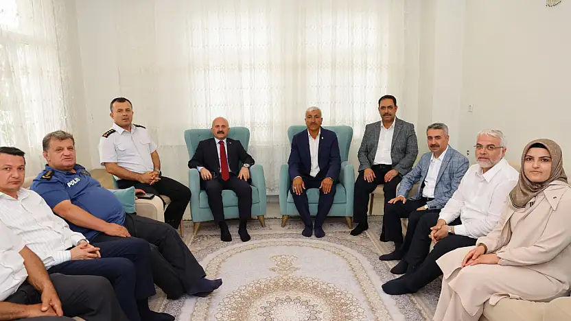Vali Varol ve Milletvekili Alkayış'tan 15 Temmuz Gazisi Şükrü Bulut'a ziyaret