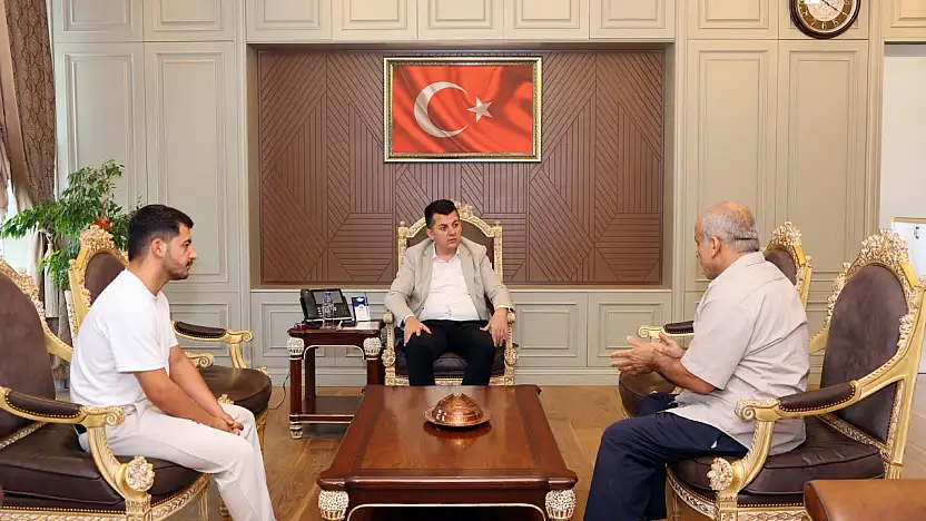 Vali Vekili Kapar Vatandaşlarla bir araya geldi