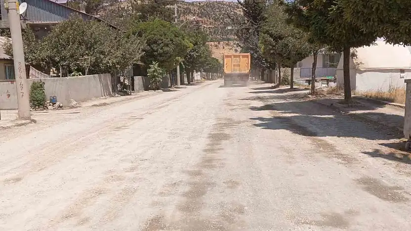 Yol sorunu vatandaşı canından bezdirdi
