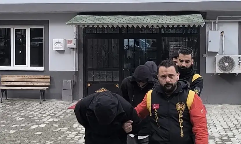 15 Yaşındaki Çocuğun Gasp Edildiği Olayda 4 Şüpheli TutuklandI