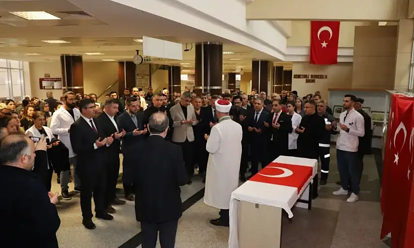 6 Şubat Depremlerinde Hayatını Kaybeden Sağlık Çalışanları dualarla anıldı