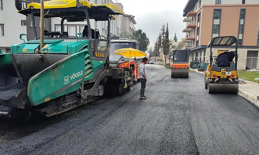 Adıyaman Belediyesi'nden çarşı merkezinde yoğun altyapı mesaisi