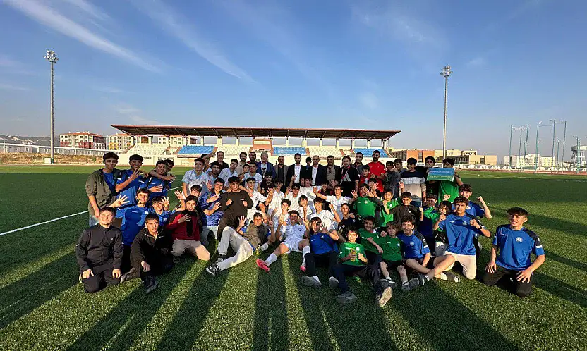 Adıyaman Belediyespor yerel lig'de şampiyon oldu