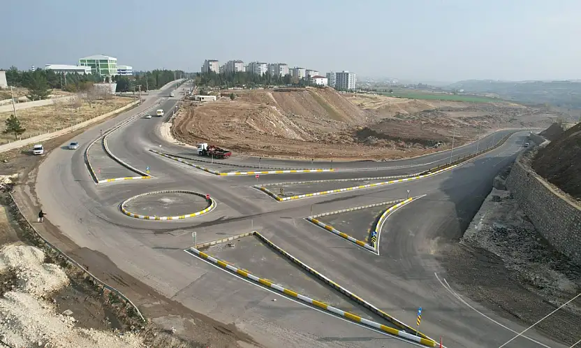 Adıyaman'da 262 Sokak ve 21 Caddede Altyapı ve Asfalt Çalışmaları Tamamlandı