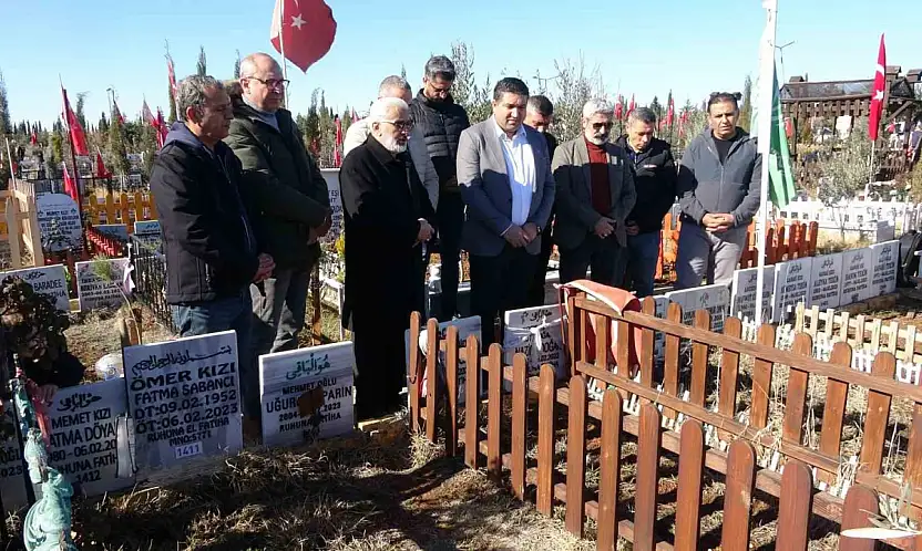 Adıyaman'da deprem şehidi gazeteciler anıldı