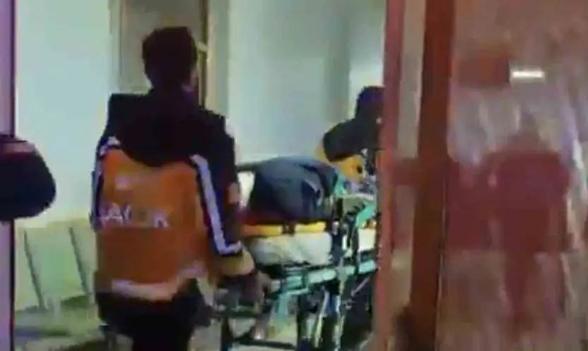 Adıyaman'da Kamyonet şarampole yuvarlandı: 5 yaralı