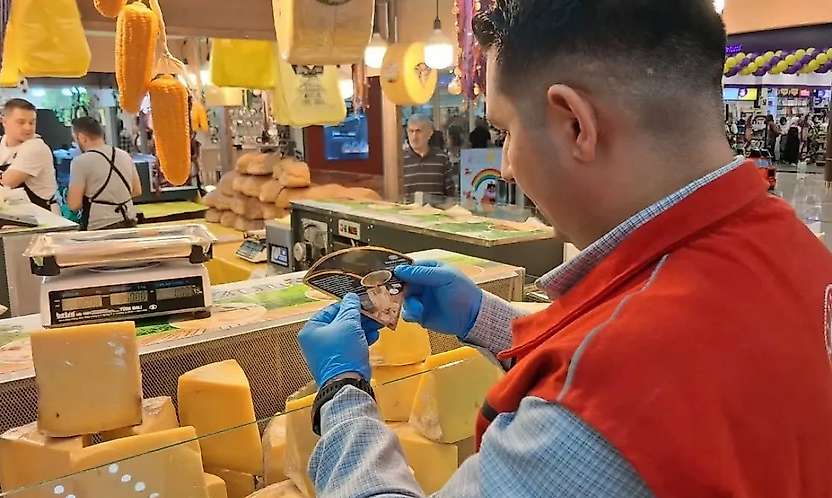 Adıyaman'da yöresel lezzetler fuarında gıda denetimi yapıldı
