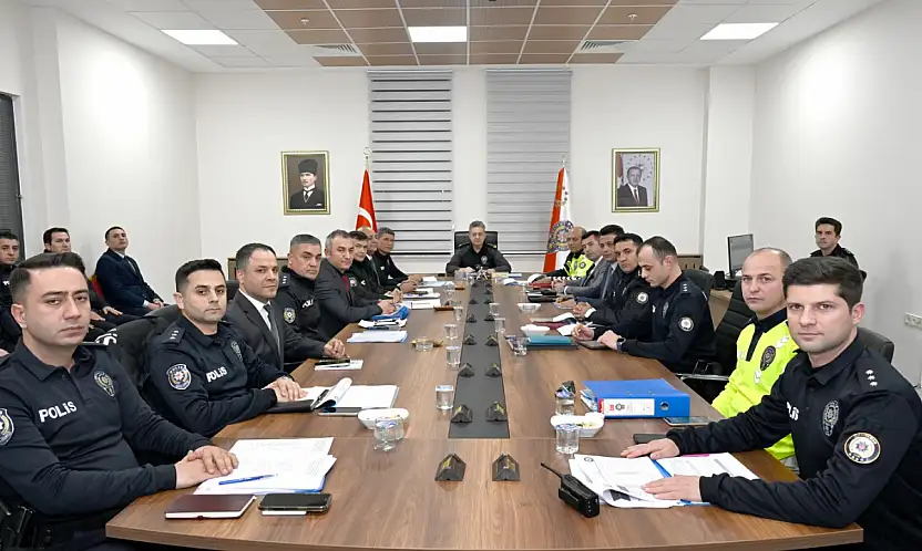 Adıyaman İl emniyet müdürlüğünde değerlendirme toplantısı gerçekleştirildi