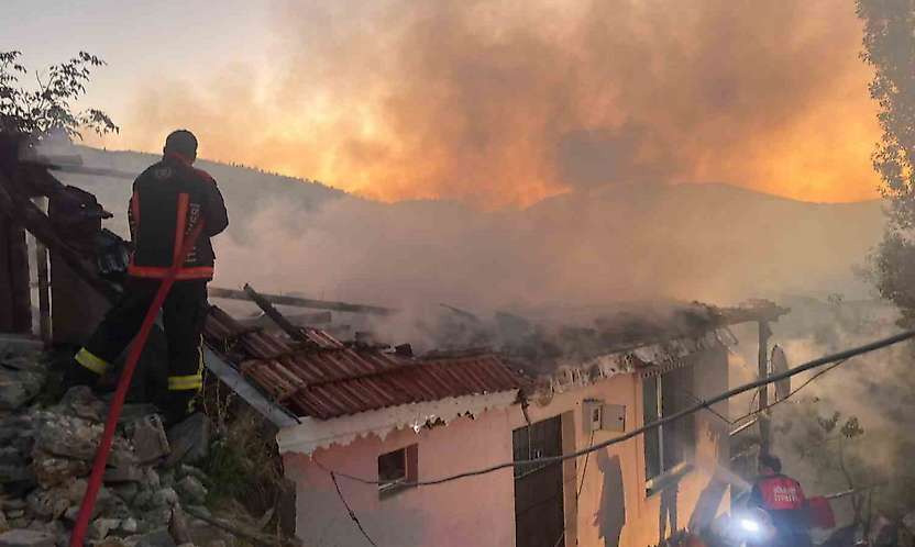 Akrabasını yakarak öldürmeye çalıştığı iddia edilen şahıs tutuklandı