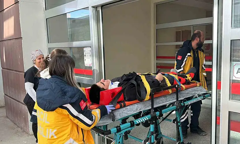 Asansör boşluğuna düşen 2 kişi yaralandı