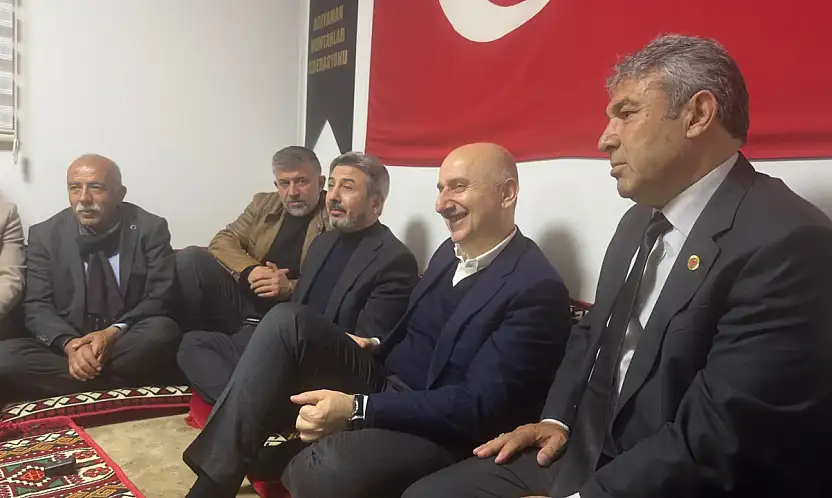 Bakan Karaismailoğlu ve Bakan Yardımcısı Aydın muhtarlarla bir araya geldi