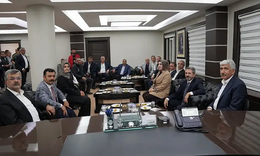 Bakan Yardımcısı Ahmet Aydın'dan Başkan Hallaç'a ziyaret