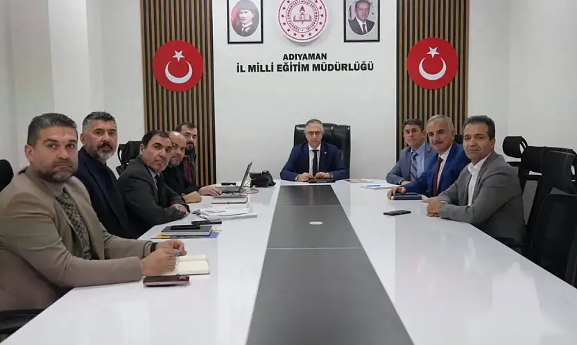 Başkan Altun İl Müdürü Tosun ve Şube Müdürleriyle bir araya geldi