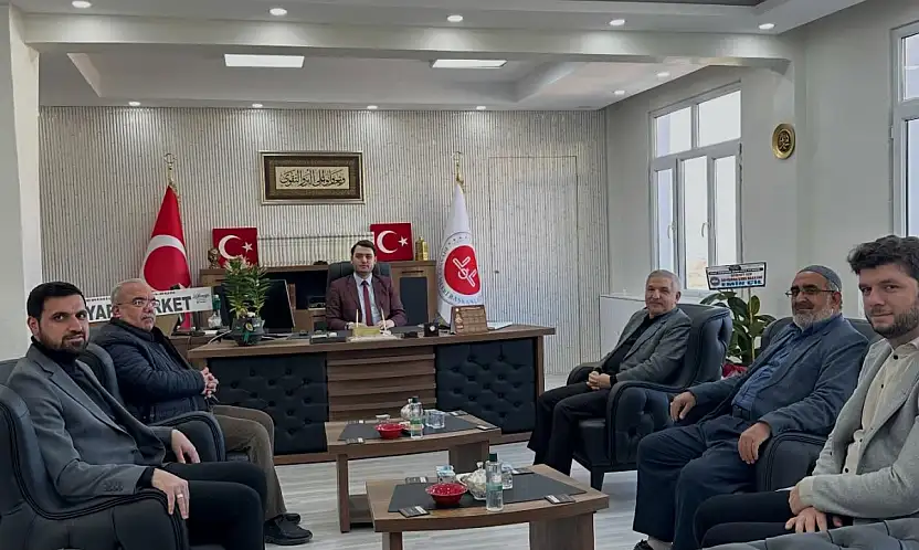 Başkan Çil'den Gerger ilçe müftülüğüne ziyaret