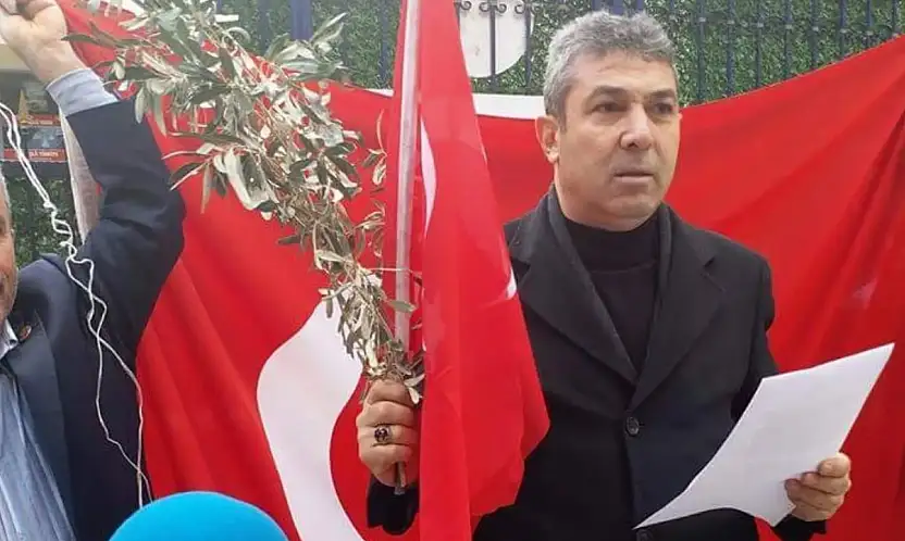 Başkan Taş: Bayrağımıza el uzatan şerefsizleri lanetliyorum