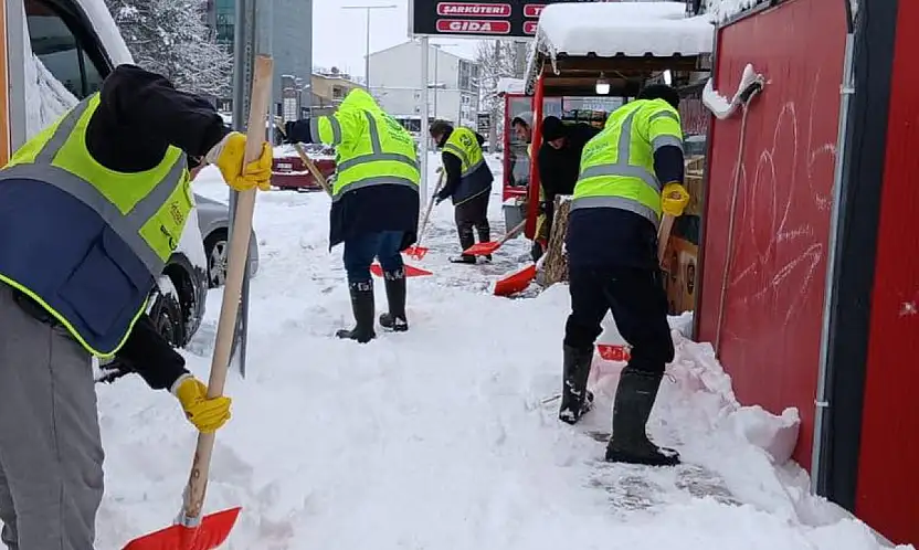 Başkan Yıldırım'dan belediye personellerine teşekkür