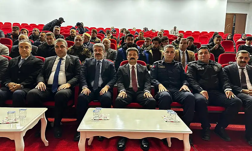 Besni'de 6 Şubat Depremleri anma programı düzenlendi