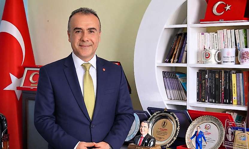 Besni İlçe Milli Eğitim Müdürü Demirel'den 29 Ekim Cumhuriyet Bayramı Mesajı