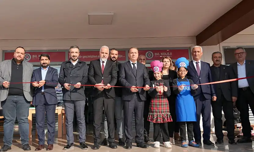 Bil okullarında Filistin yararına hayır kermesi düzenlendi