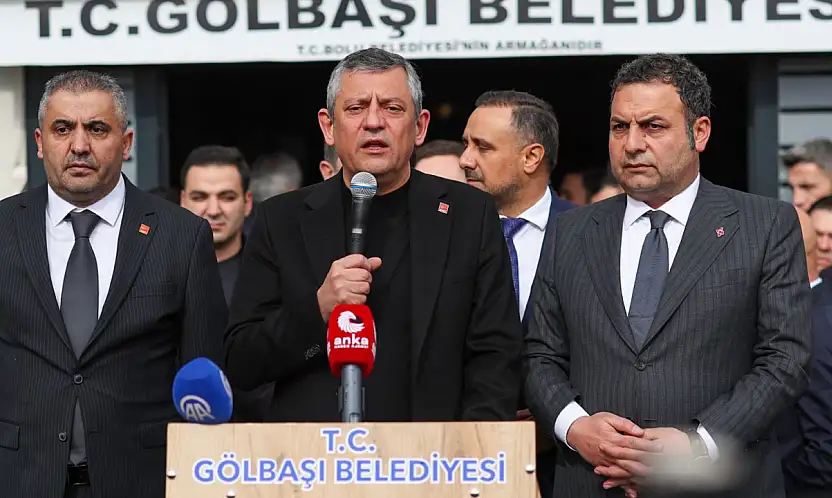 CHP Genel Başkanı Özgür Özel Gölbaşı'nda vatandaşlara hitap etti