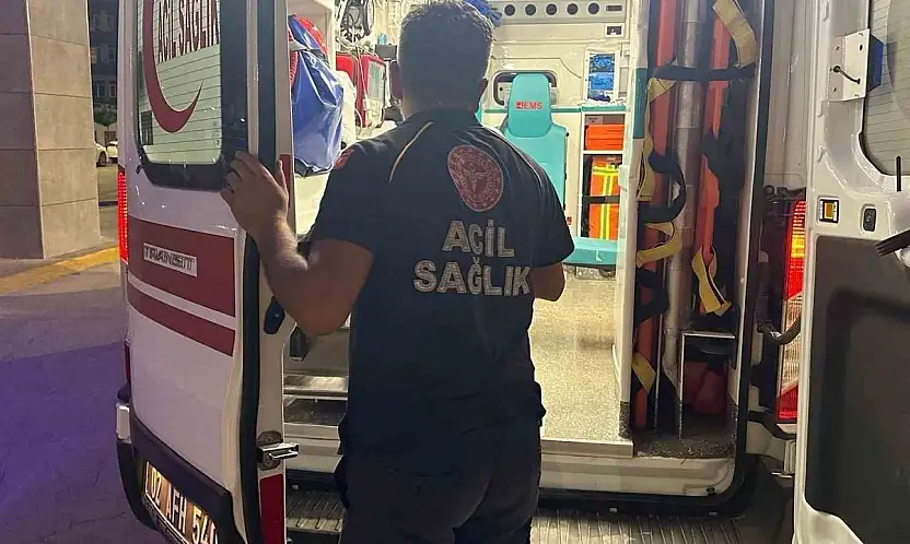 Çok sayıda hap içen genç kadın yaşam mücadelesi veriyor