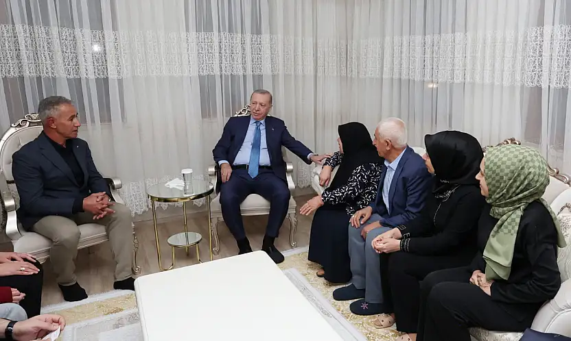 Cumhurbaşkanı Erdoğan, İndere'de Kizir ailesine misafir oldu