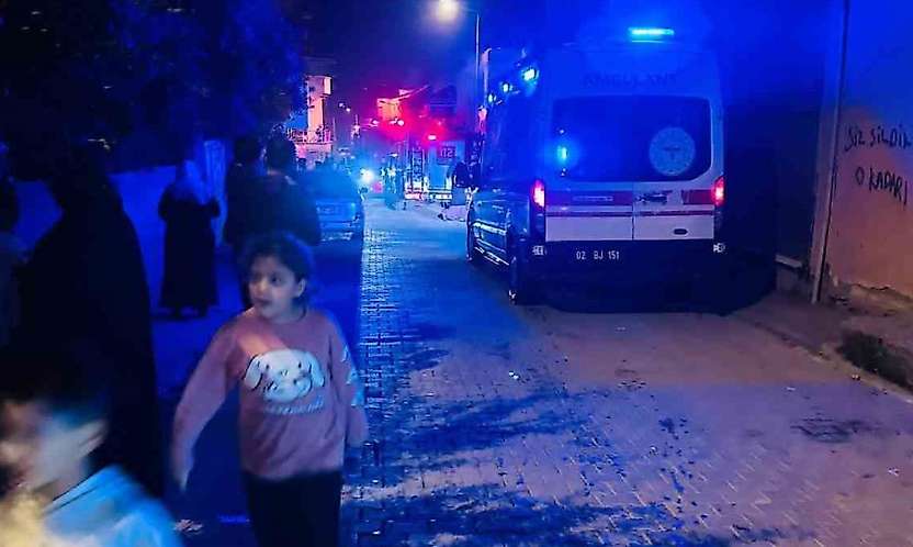Kahta'da Bir Evde Yangın Çıktı
