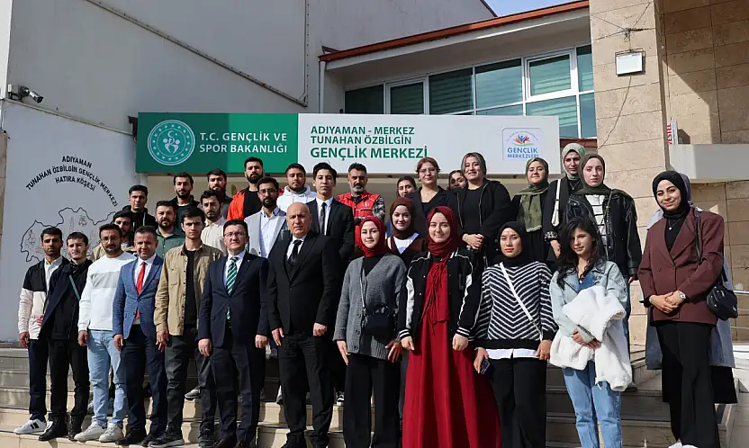 Genel Müdür Yardımcısı Özdemir, öğrencilerle bir araya geldi