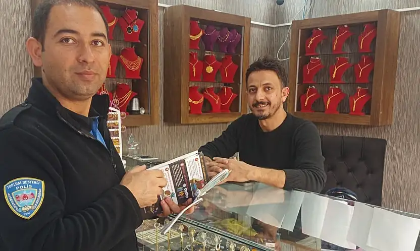 Gölbaşı'nda Toplum Destekli polis vatandaşları dolandırıcılık konularında uyardı