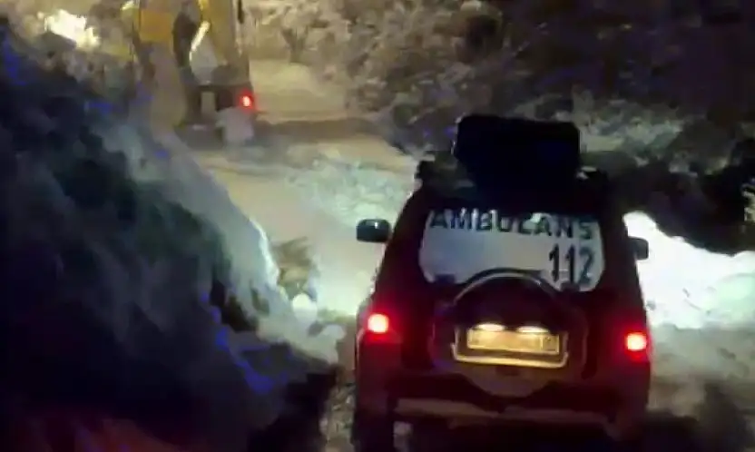 Hastalara ulaşmak için ekiplerin zorlu mücadelesi