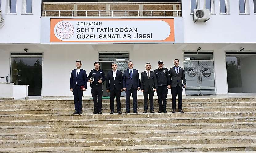 İl Emniyet Müdürü Nazman okullarda görevli personel ve okul müdürlerini ziyaret etti
