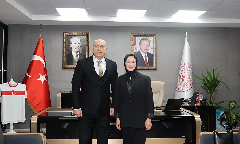 İl Müdürü Elüstü Melisa Karakaş'ı makamında ağırladı