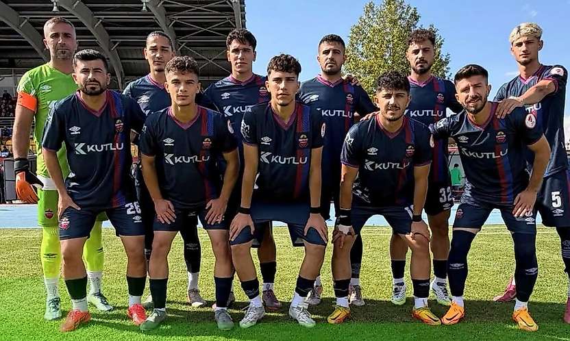 Kahta 02 Spor Deplasmandan Üç puanla döndü