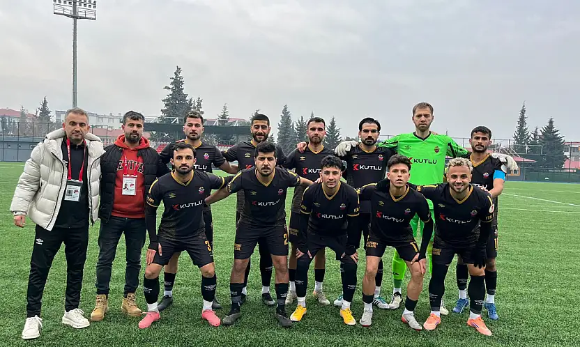 Kahta 02 Spor kulübü Onikişubat İdmanyurdunu 4-0 yendi