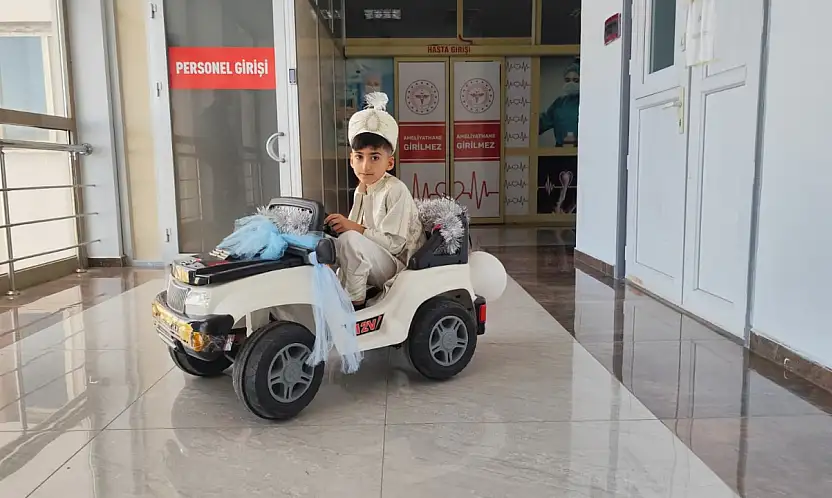 Kahta'da çocuklara ameliyathaneye giden yol oyunla başlıyor