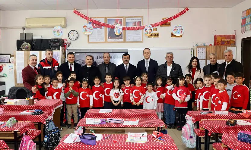 Kahta'da ikinci dönem bayrak sevgisiyle başladı