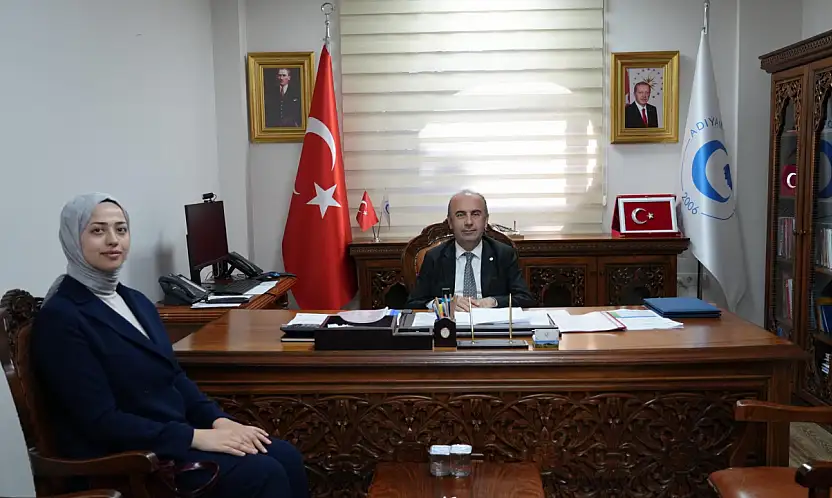 Kaymakam adayı Nihal Özer mezun olduğu üniversiteyi ziyaret etti