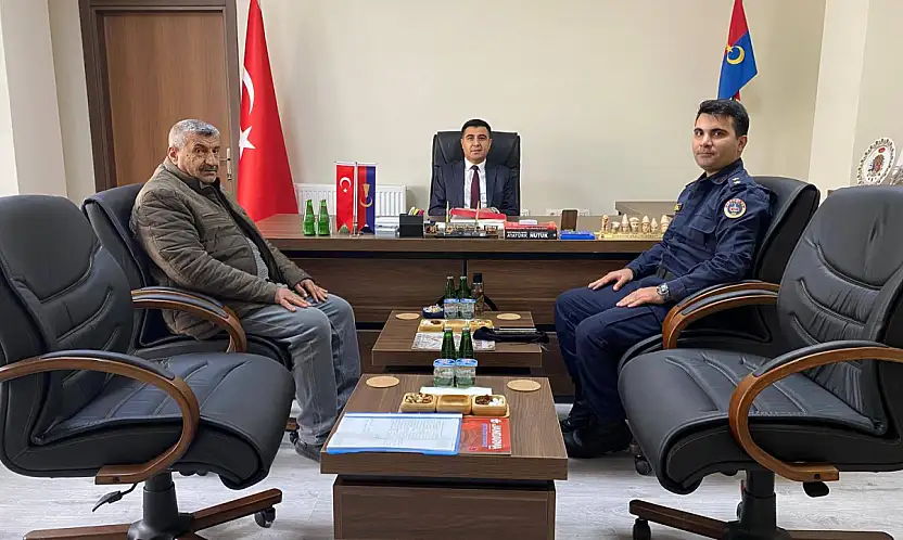 Kaymakam Güngör İlçe Jandarma komutanlığında incelemelerde bulundu