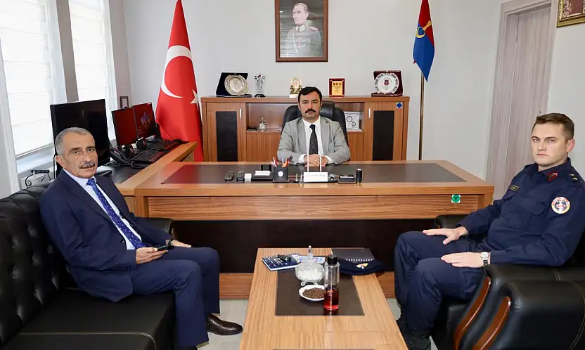 Kaymakam Soysal'dan Kahta İlçe Jandarma Komutanlığına ziyaret