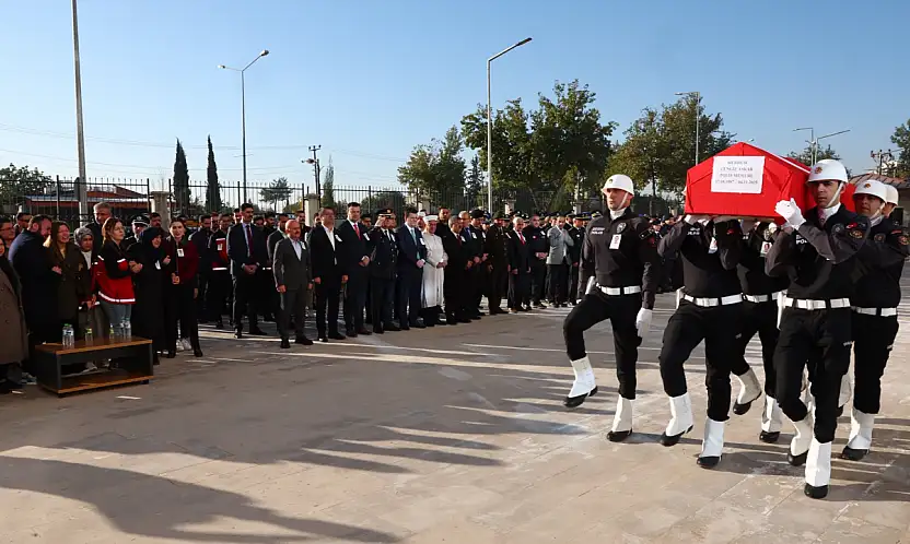 Kazada ağır yaralanan polis memuru hayatını kaybetti