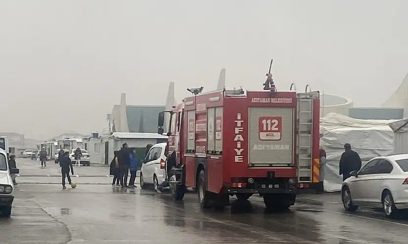 Konteyner kentte çıkan yangın korkuttu