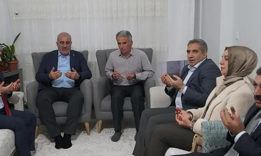 Milletvekili Özhan'dan şahit ailesine ziyaret