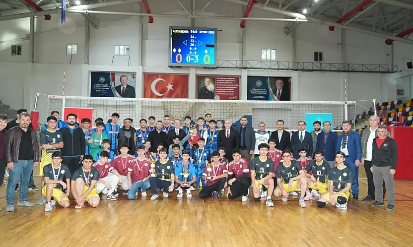 Okul Sporları Genç Erkekler Voleybol il birinciliği müsabakaları tamamlandı