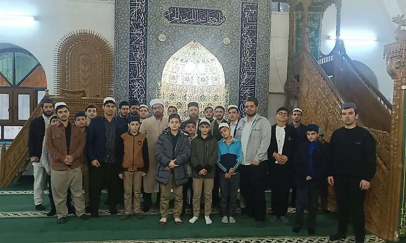 Önceler Camisinde sabah namazı buluşması