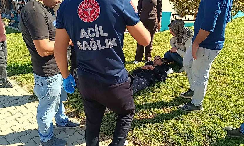 Adıyaman'da otomobil ile motosiklet çarpıştı 1 yaralı