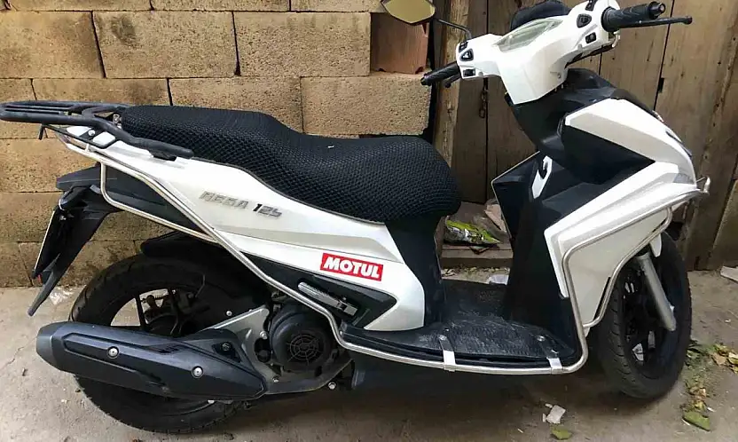 Park halindeki motosiklet çalındı