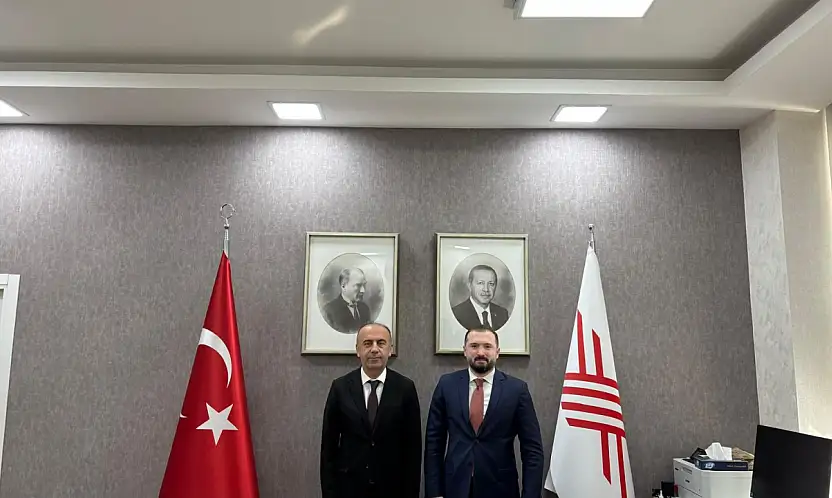 Rektör Keleş, YÖK Sekreteri Aksoy ile bir araya geldi