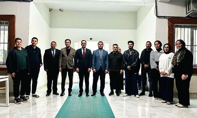 Sincik Kaymakamı Yıldız, Gençlik Merkezi gönüllüsü gençlerle bir araya geldi